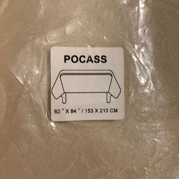 60 x 84 rectangle dining room table cloths. Beautiful cream with textured detail - Picture 1 of 5